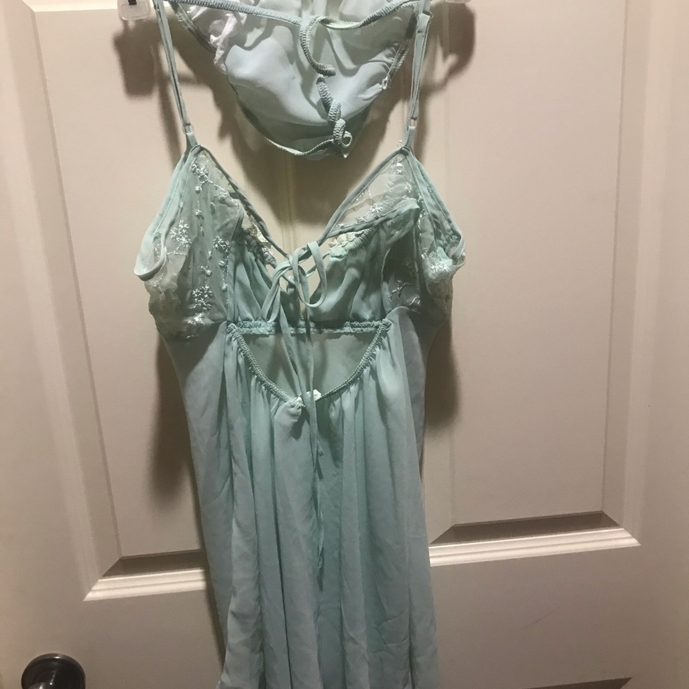 Medium Cato Lingerie. Mint Green. Very pretty. Worn once.